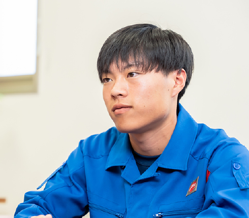 新奥 彦徳